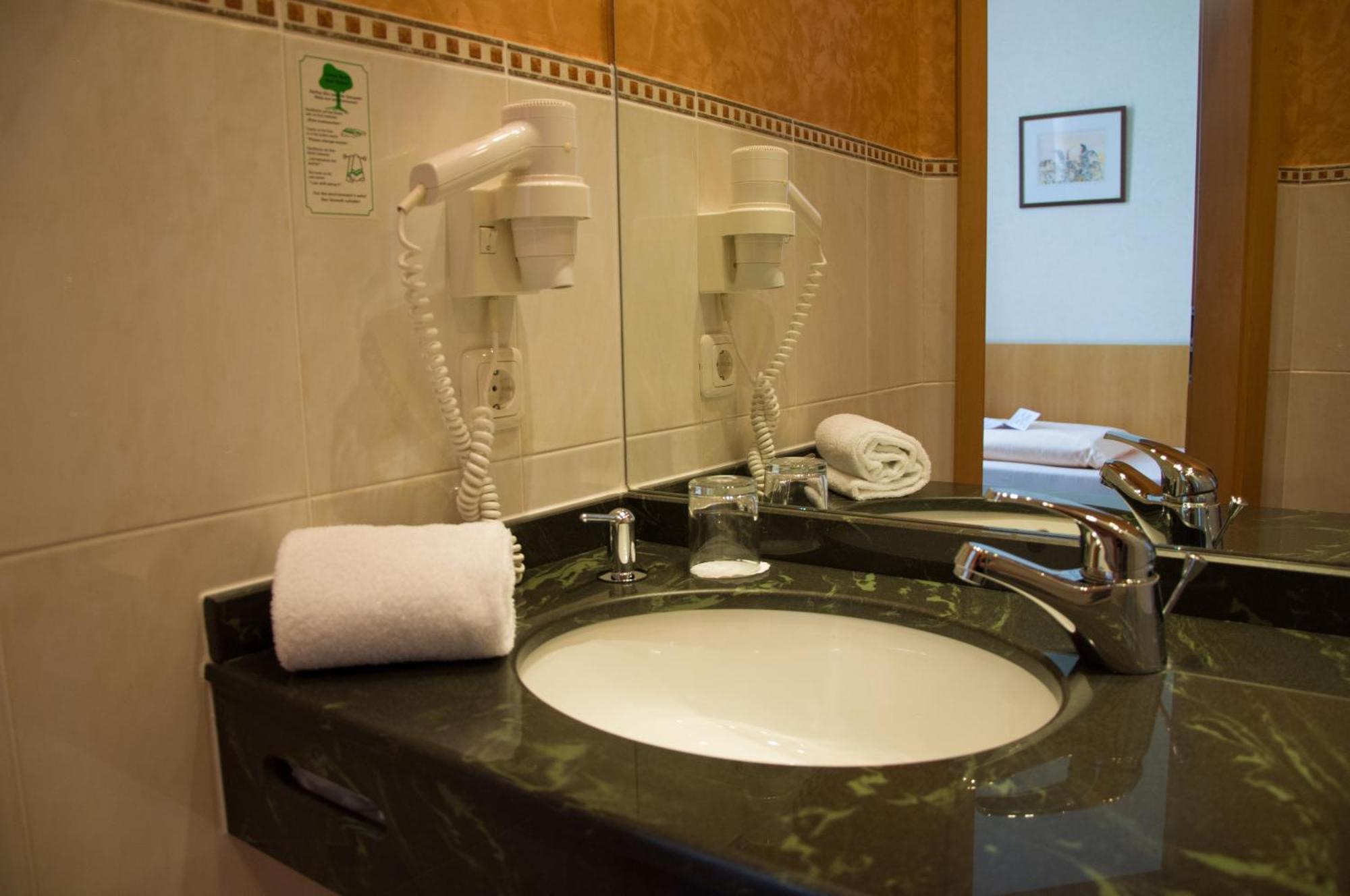 Domizil Alte Post Hotel Puttlingen ห้อง รูปภาพ