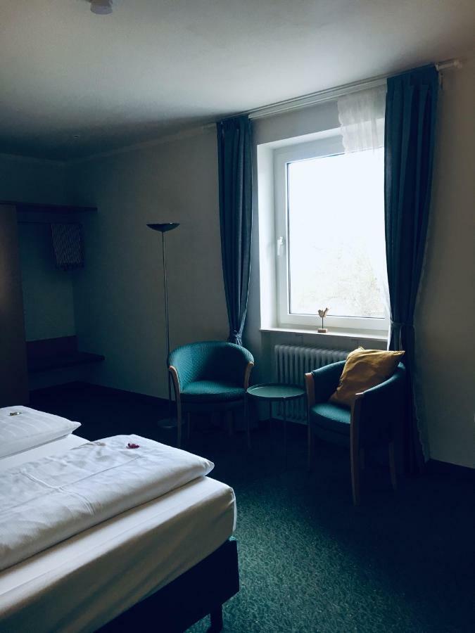 Domizil Alte Post Hotel Puttlingen ภายนอก รูปภาพ